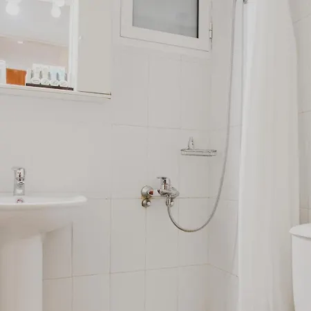 Messini Hotel Ξενοδοχείο 2*