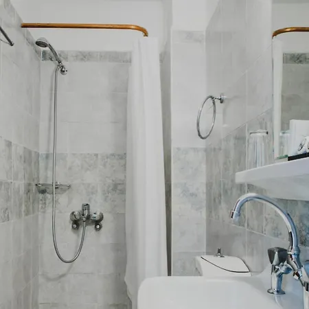Messini Hotel فندق 2*