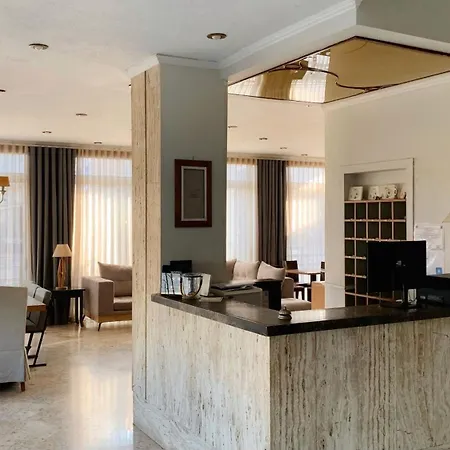 Hotel Messini Hotel 2*