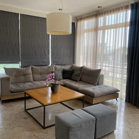 فندق Messini Hotel